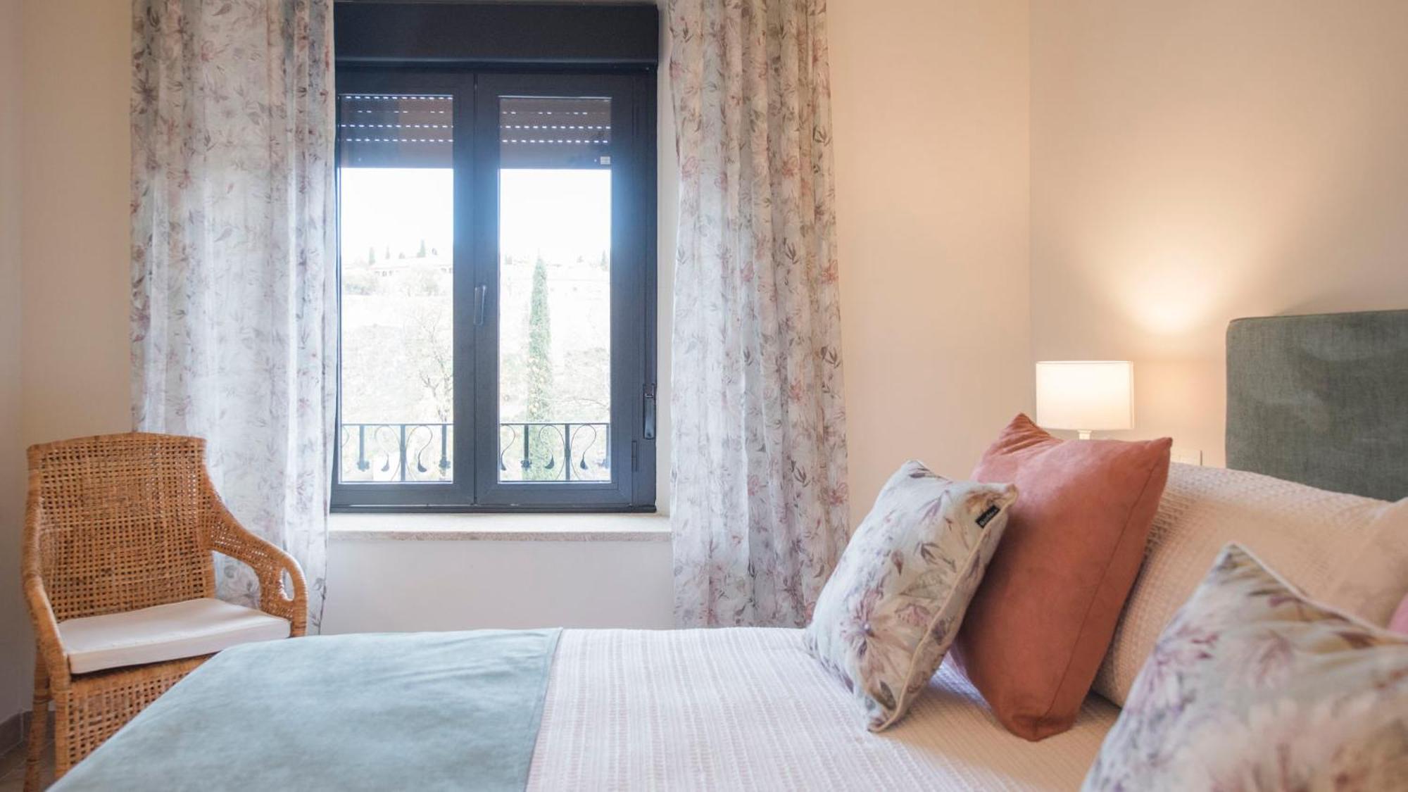 Apartamentos Florinda De La Cava Toledo - 6 Exteriör bild